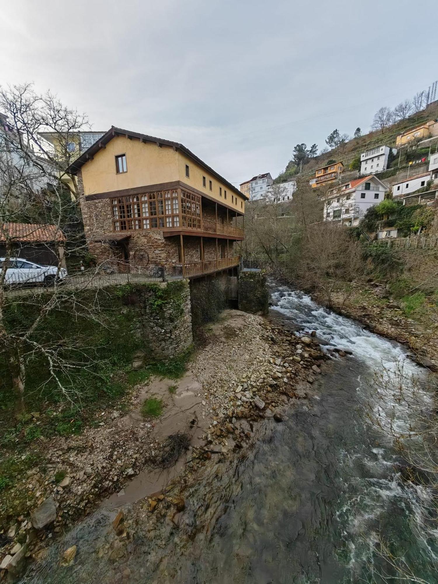 Acea Do Bubal Guest House Os Peares Exterior photo